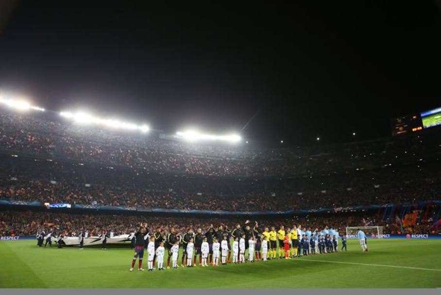 Grande cornice di pubblico a Barcellona per il ritorno degli ottavi di Champions League tra i blaugrana e il Manchester City. Reuters